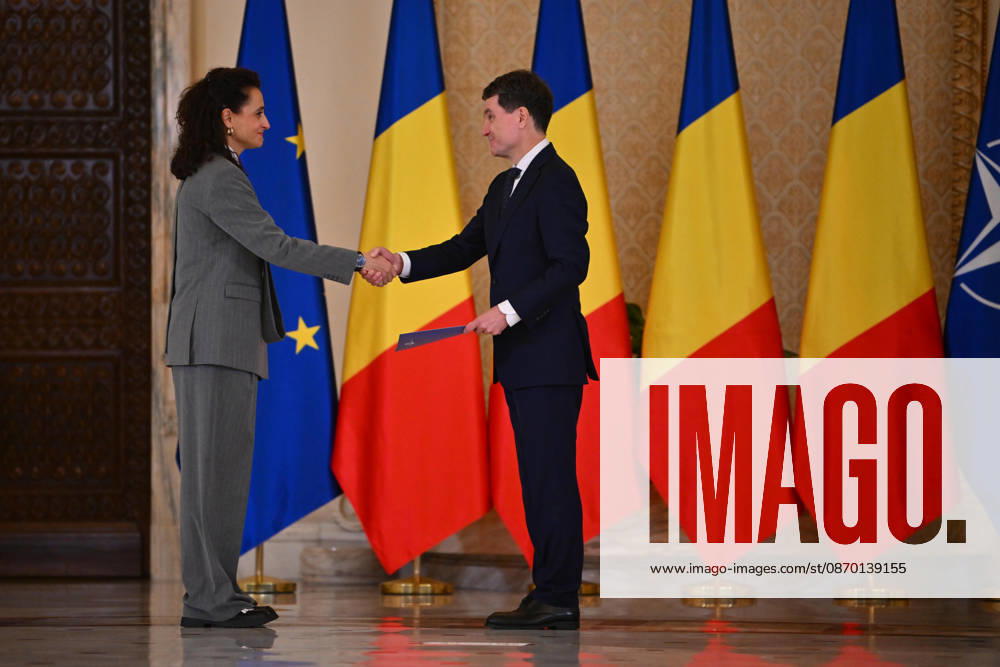 Romania s Parliament approves new Niculescu government BUCHAREST, ROMANIA - OCTOBER 20: Romania s new Prime Minister Luca Niculescu and Romanian Minister of Culture Ioana-Ruxandra-Victoria Cioca shakes hands at the Presidential Palace, in Bucharest, Romania, 20 October 2026. Alex Nicodim Anadolu Bucharest Romania. Editorial use only. Please get in touch for any other usage.