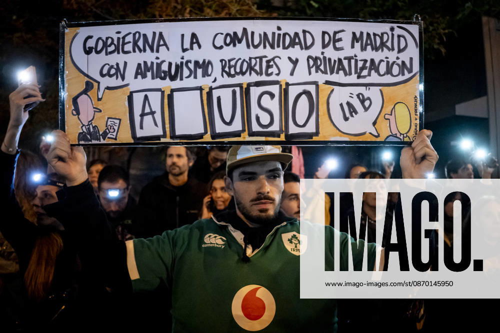 Protest Against Violence During the Education Strike Demonstrations in Madrid Hundreds of people gathered to protest the violence perpetrated against education protesters during the education strike demonstrations in Madrid on October 20, 2026, in Madrid, Spain. The demonstration follows incidents yesterday caused by the police after they charged at peaceful protesters outside an event attended by the president of the Autonomous Community. OCTOBER 20, 2026 A Pé Madrid Madrid, Spain