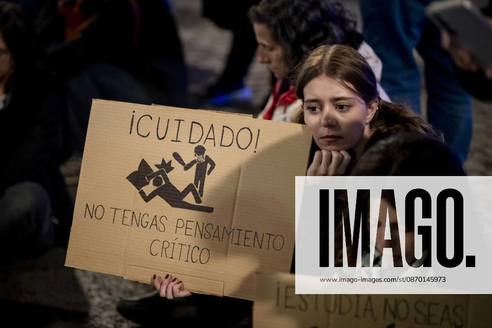 Protest Against Violence During the Education Strike Demonstrations in Madrid Hundreds of people gathered to protest the violence perpetrated against education protesters during the education strike demonstrations in Madrid on October 20, 2026, in Madrid, Spain. The demonstration follows incidents yesterday caused by the police after they charged at peaceful protesters outside an event attended by the president of the Autonomous Community. OCTOBER 20, 2026 A Pé Madrid Madrid, Spain