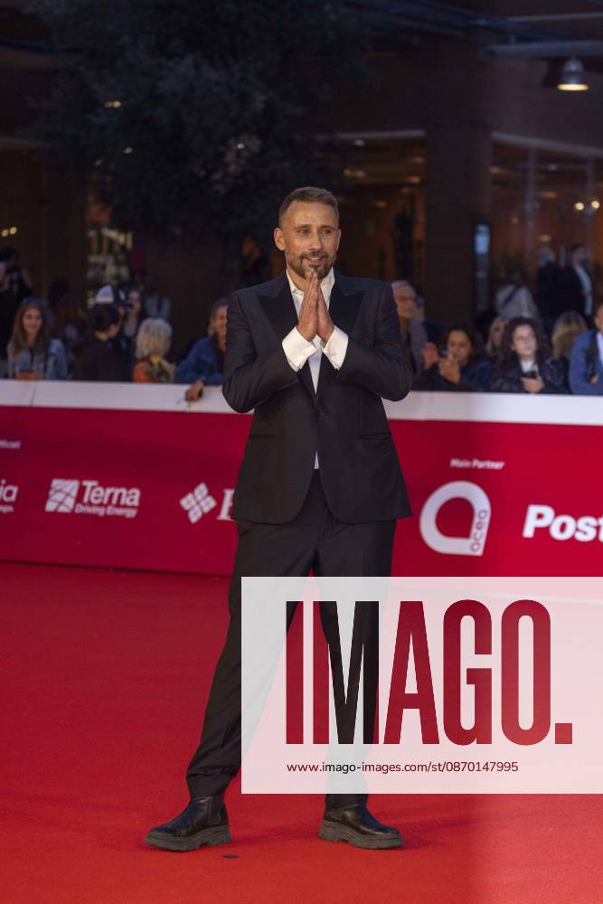 CELEBRITES : 21e Festival du film de Rome - 20 10 2026 ROME, ITALY - OCTOBER 20: Matthias Schoenaerts attends the Changer L Eau Des Fleurs screening during the 21st Rome Film Festival at Auditorium Parco Della Musica on October 20, 2026 in Rome, Italy. RomeItaly