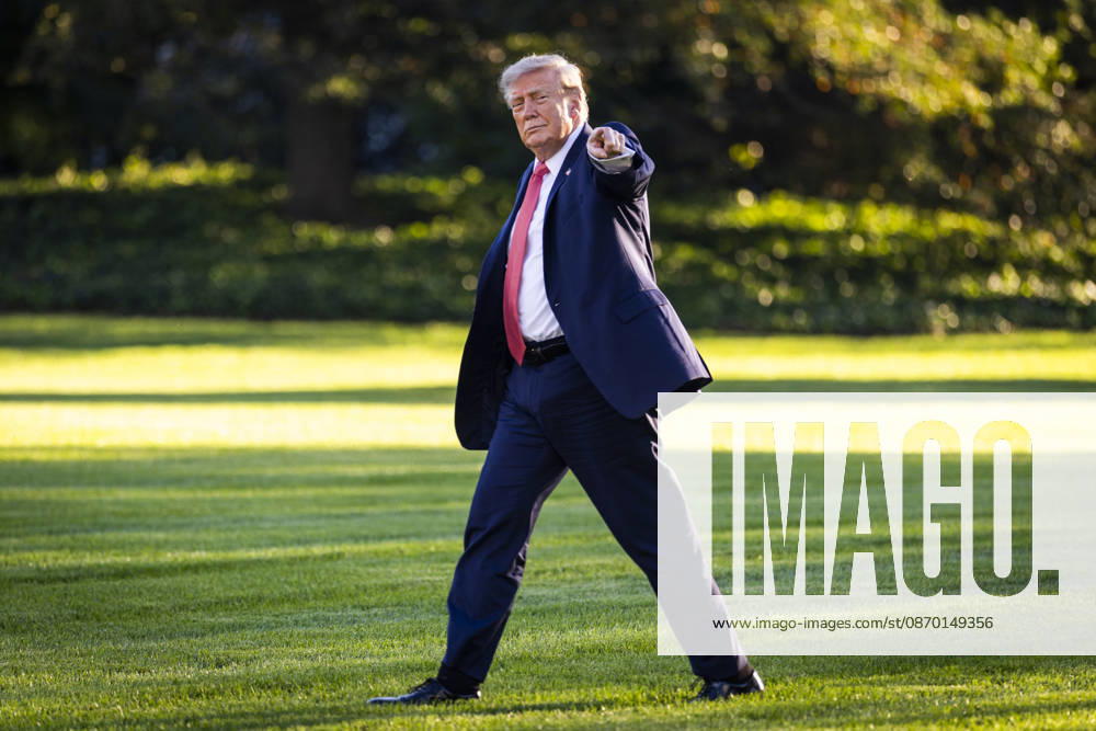 President Donald Trump departs the White House to campaign for Senate candidate Michael Whatley in North Carolina at the White House in Washington, DC on Tuesday, October 20, 2026. WASP20261020145 JIMxLOxSCALZO