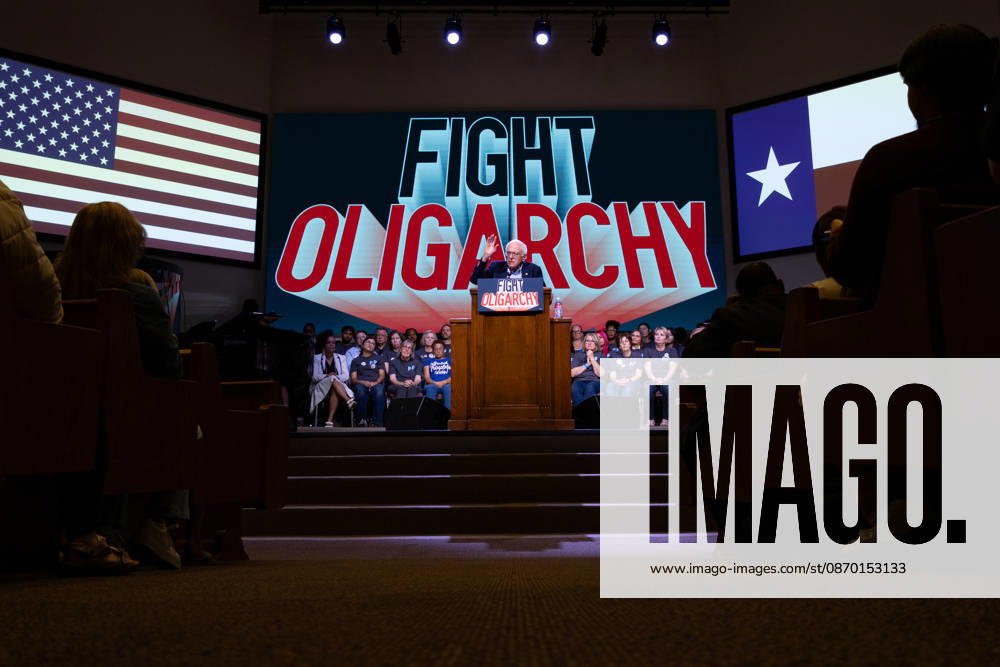 Vermont Senator Bernie Sanders speaks during a campaign event as part of his Fighting Oligarchy Tour ahead of the November 3rd election, in Houston, United States, 20 October 2026. Bernie Sanders intensifies his campaign tour in the United States !ACHTUNG: NUR REDAKTIONELLE NUTZUNG!