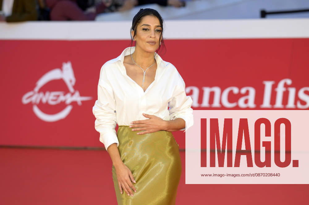 Leila Bekhti at the premiere of the film *Changer l eau des fleurs Violette* (or *Fresh Water for the Flowers*) at the 21st Rome International Film Festival (Festa del Cinema di Roma) in 2026 at the Auditorium Parco della Musica in Rome, October 20, 2026 Foto:xA.xM.xTinghinox xFuturexImagex fleurs_6019
