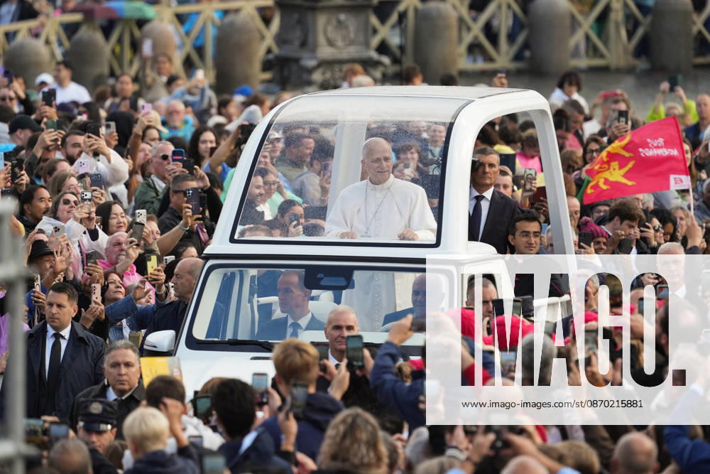 Pope Leo XIV At Weekly General Audience - Vatican City His Holiness Pope Leo XIV attends the weekly general audience at St Peter s Square in Vatican City, Vatican on October 21, 2026. Photo by Andrea Bracaglia ABACAPRESS.COM Vatican City Vatican City Vatican (or Holy See)