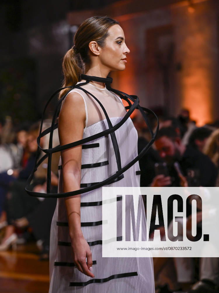 A model walks the runway during the ASN s - SENORITO ORTEGA fashion show, as part of Atelier Couture, held at the Fabrica de Tapices, on october 20, 2026, in Madrid, Spain. Madrid Spain - ZUMAc312 20261021_zsp_c312_002