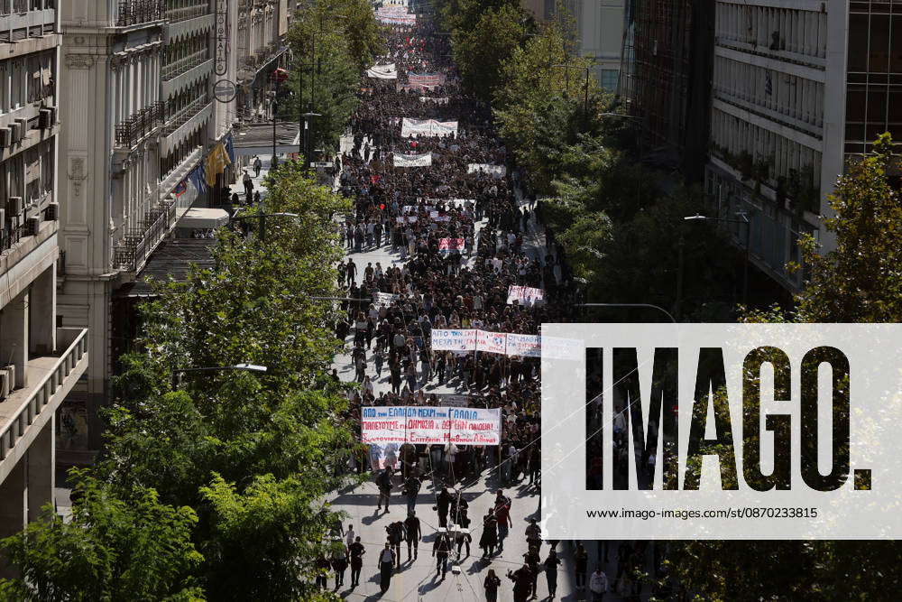 Students, teachers stage demonstration in Athens, Greece ATHENS, GREECE - OCTOBER 21: Students and teachers take part in a demonstration against the rising cost of living and demanding better working conditions and increased funding for public education in Athens, Greece, on October 21, 2026. Costas Baltas Anadolu Athens Greece. Editorial use only. Please get in touch for any other usage.