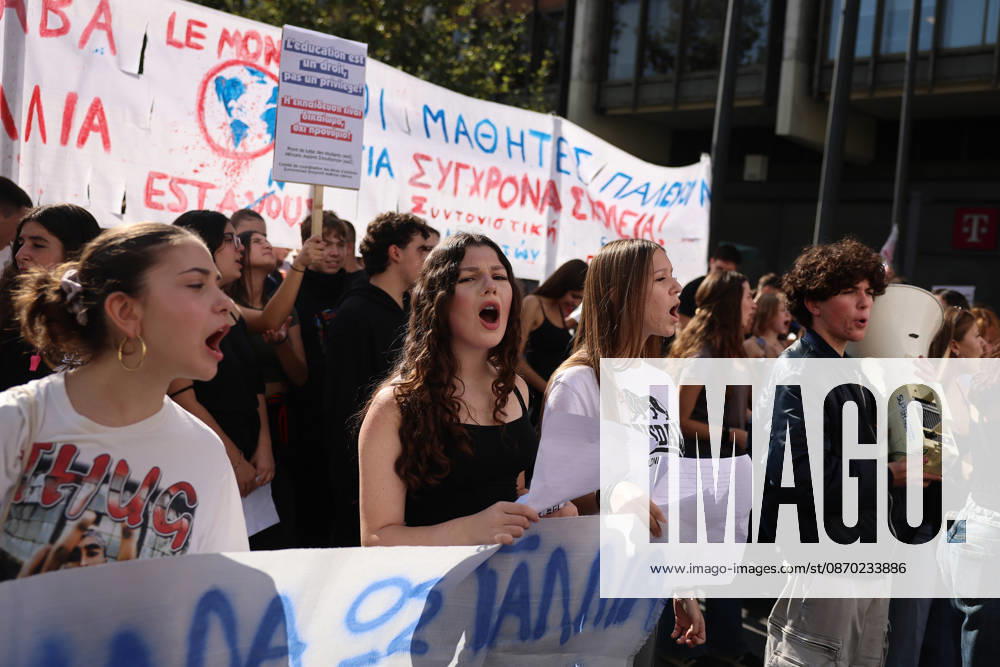 Students, teachers stage demonstration in Athens, Greece ATHENS, GREECE - OCTOBER 21: Students and teachers take part in a demonstration against the rising cost of living and demanding better working conditions and increased funding for public education in Athens, Greece, on October 21, 2026. Costas Baltas Anadolu Athens Greece. Editorial use only. Please get in touch for any other usage.