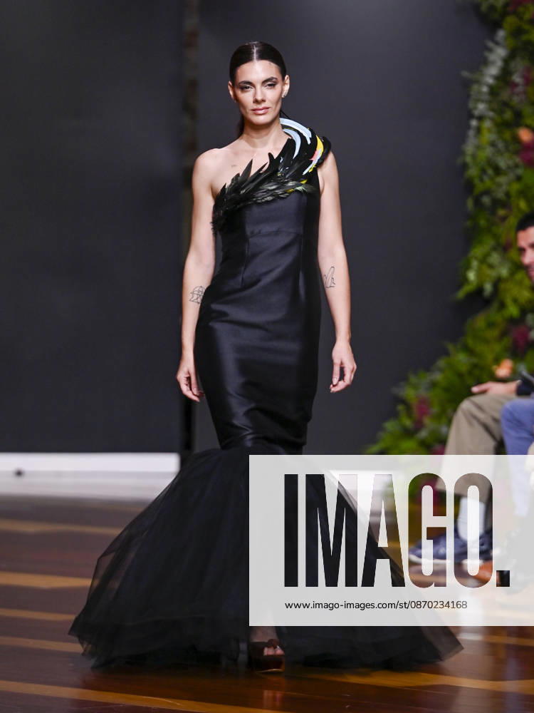 A model walks the runway during the ASN s - SENORITO ORTEGA fashion show, as part of Atelier Couture, held at the Fabrica de Tapices, on october 20, 2026, in Madrid, Spain. Madrid Spain - ZUMAc312 20261021_zsp_c312_035