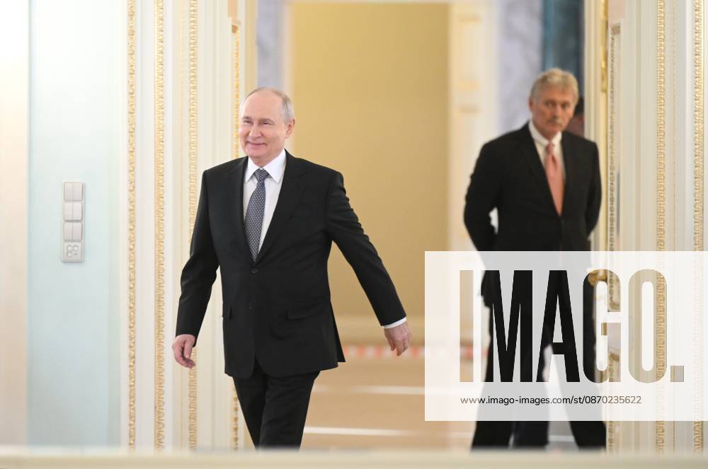 Russia Putin China 9269807 21.10.2026 Russian President Vladimir Putin arrives to attend a meeting with Chinese Premier Li Qiang at the Constantine Palace in Strelna, a suburb of St. Petersburg, Russia. Kristina Solovyova Sputnik St. Petersburg Russia