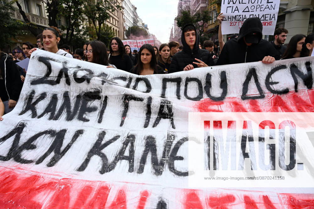 Students protest in Greece, calling for better education and government action to ease the burden of rising living costs. Thessaloniki Greece - ZUMAp191 20261021_zap_p191_021