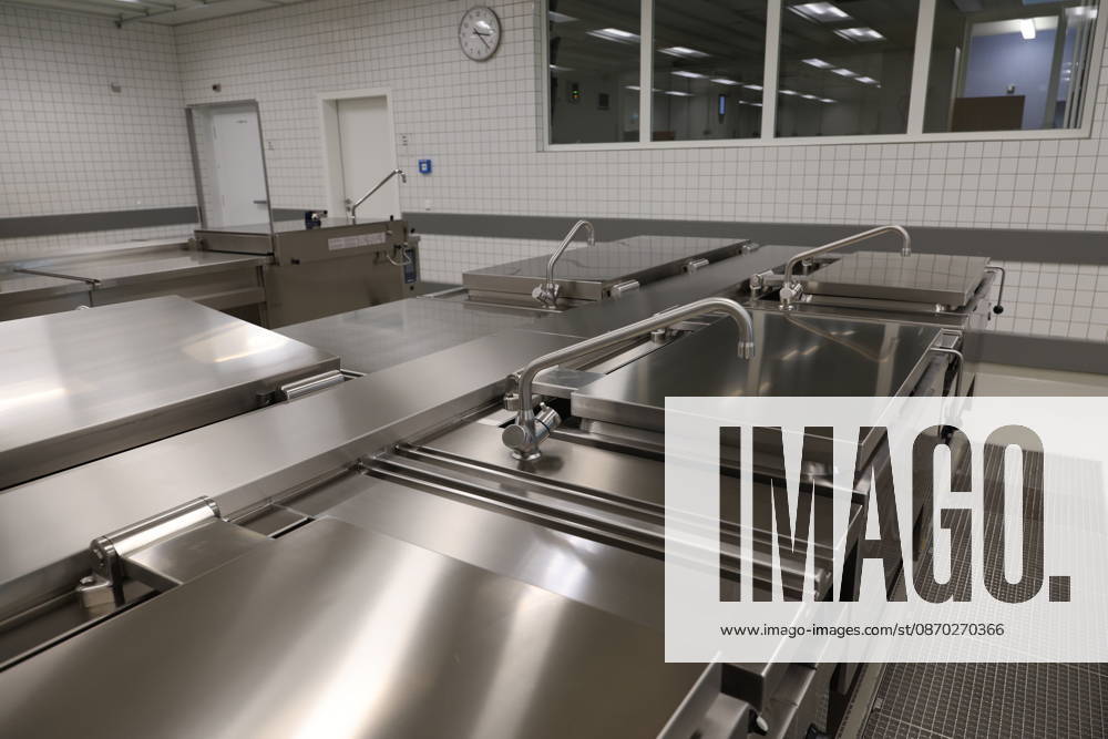 The Bautzen branch of the state-owned enterprise Sächsisches Immobilien und Baumanagement (SIB) today held a ceremony to mark the completion of the new prison kitchen at the Bautzen Correctional Facility. The previous prison kitc