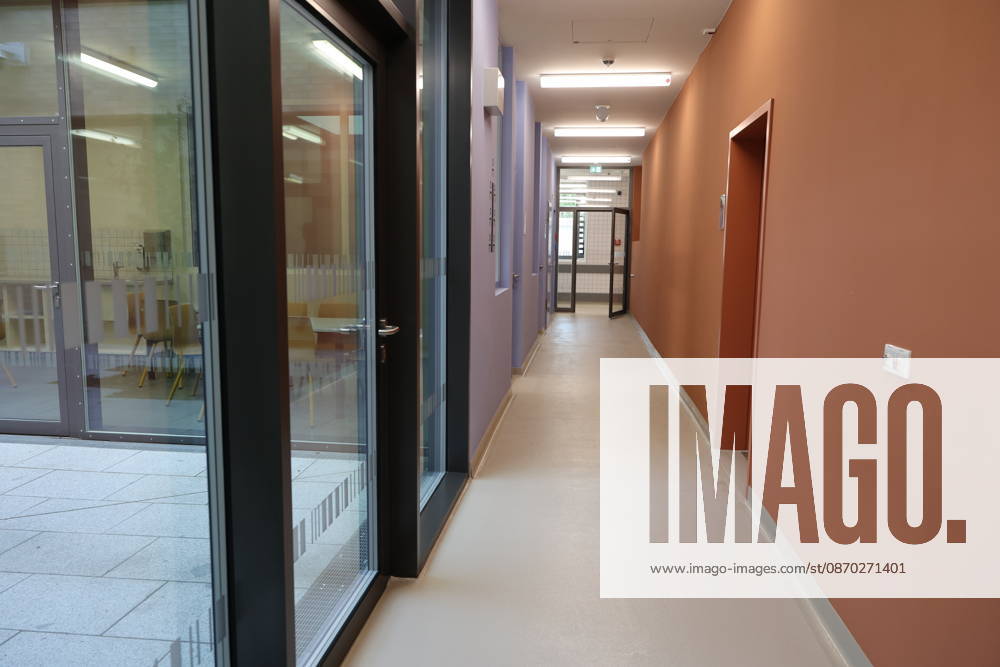The Bautzen branch of the state-owned enterprise Sächsisches Immobilien und Baumanagement (SIB) today held a ceremony to mark the completion of the new prison kitchen at the Bautzen Correctional Facility. The previous prison kitc