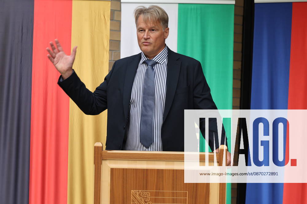 Oliver Schmidt, Senior Government Director and Warden of the Bautzen Correctional Facility. The Bautzen branch of the Saxon State Real Estate and Co