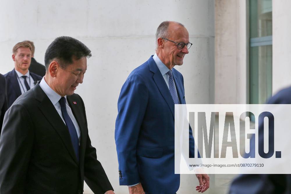 Berlin, Germany, October 21, 2026; Federal Chancellery: Reception for Mongolian President Ukhnaa Khurelsukh and Federal Chancellor Friedrich Merz (CDU)