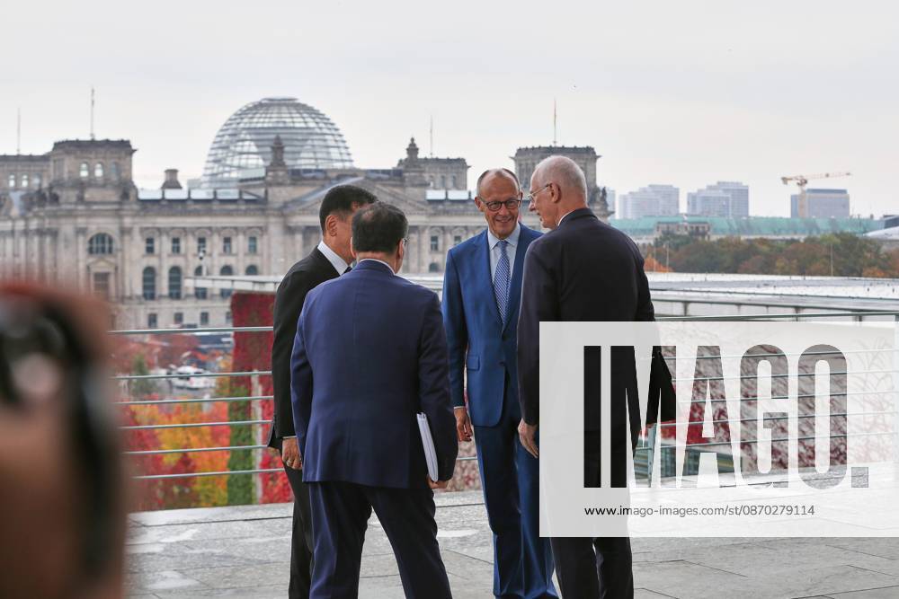Berlin, Germany, October 21, 2026; Federal Chancellery: Reception for Mongolian President Ukhnaa Khurelsukh and Federal Chancellor Friedrich Merz (CDU)