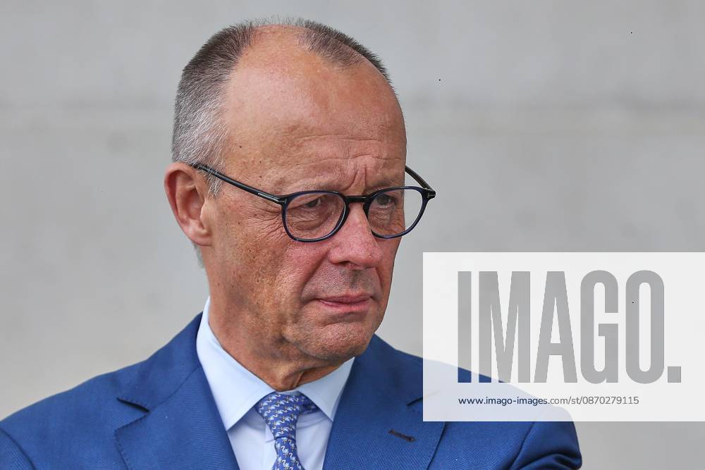Berlin, Germany, October 21, 2026; Federal Chancellery: Reception for the President of Mongolia; Federal Chancellor Friedrich Merz (CDU)