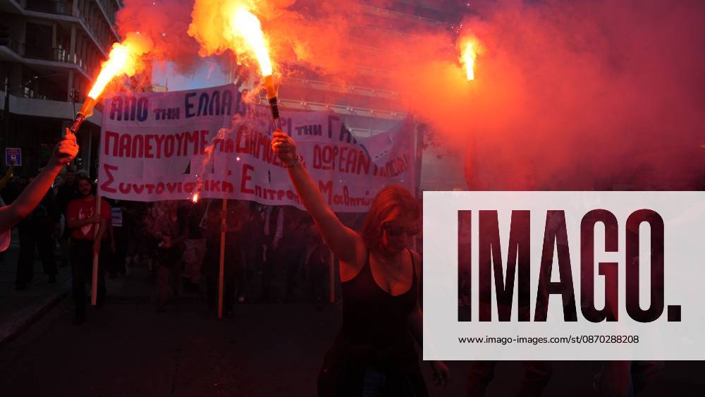 Athens Students And Teachers Protest ATHENS, GREECE, OCTOBER 21, 2026: Students and educators march through central Athens towards the Greek Parliament during nationwide education protests and teachers strike action. Demonstrators demand increased public education funding, improved school facilities, smaller classes and higher teachers salaries, while opposing education privatisation. Athens Greece