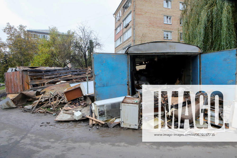 Garages are destroyed by a Russian drone attack, Petropavlivska Borshchahivka, Kyiv region, Ukraine, October 21, 2026. (Photo by Volodymyr Tarasov Ukrinform) Consequences of Russian drone attack in Kyiv region