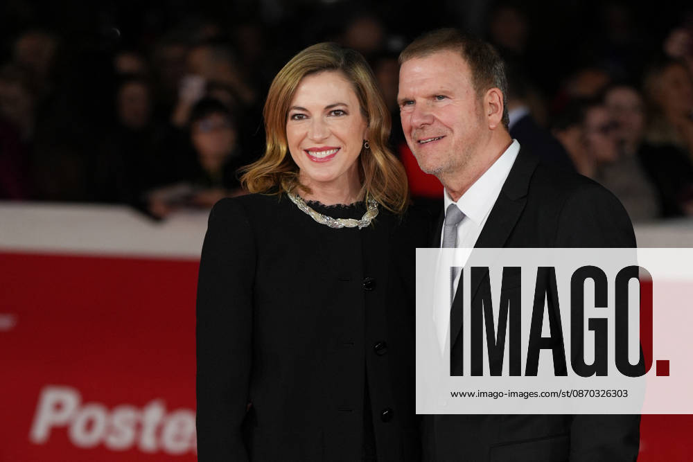 Tilman J Fertitta Lauren Wade At 21st Rome Film Fest Red Carpet - Rome Tilman J. Fertitta and Lauren Wade attend the red carpet premiere of the film The Debut during the 21st Rome Film Fest in Rome, Italy on October 21, 2026. Photo by Andrea Bracaglia ABACAPRESS.COM Rome Italy Italy