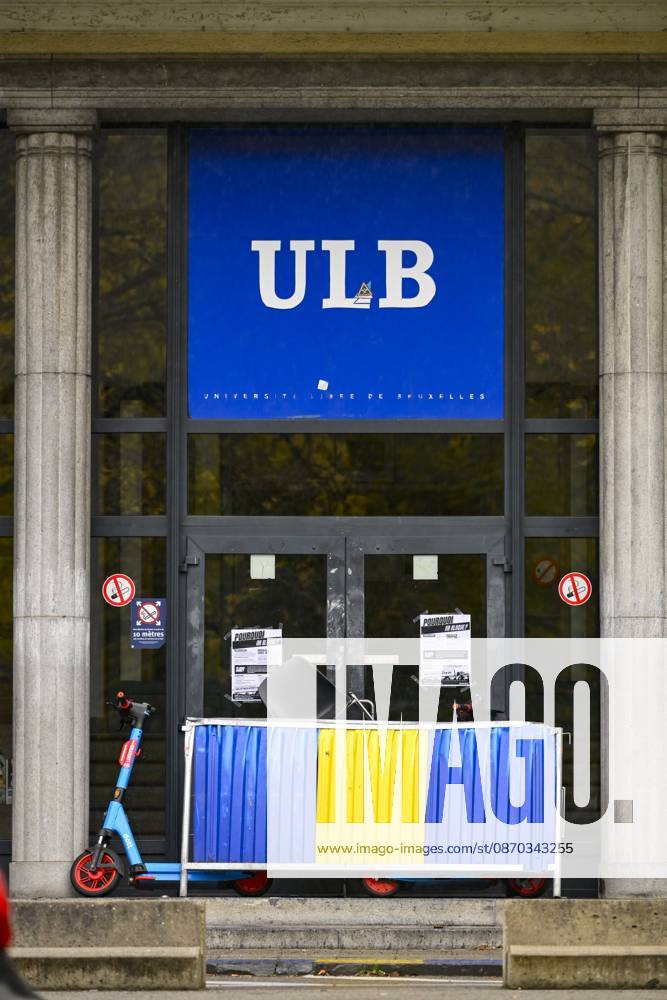 Student Protest Against Austerity 22 10 2026 IXELLES, BELGIUM - ULB doors are locked pictured during a protest at the Universite Libre de Bruxelles (ULB) on October 22, 2026 in Ixelles, Belgium, 22 10 2026 Ixelles Belgium
