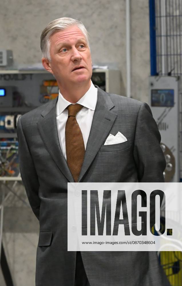 The King Visits Technicity Brussels ANDERLECHT, BELGIUM - OCTOBER 22 : King Philippe visits Technicity.brussels, the training and employment hub for the technology industry, in Anderlecht. Technicity.brussels was established through a public-private partnership and is aimed at job seekers, employees seeking retraining or further education, and students and teachers from secondary schools and colleges. The organization offers hands-on technical training and actively assists participants in finding a job. Companies can turn to it for continuing education for their staff or to rent modern technical infrastructure. During his visit, the King toured four training workshopselevator technology; HVAC and refrigeration technology; welding; and ele