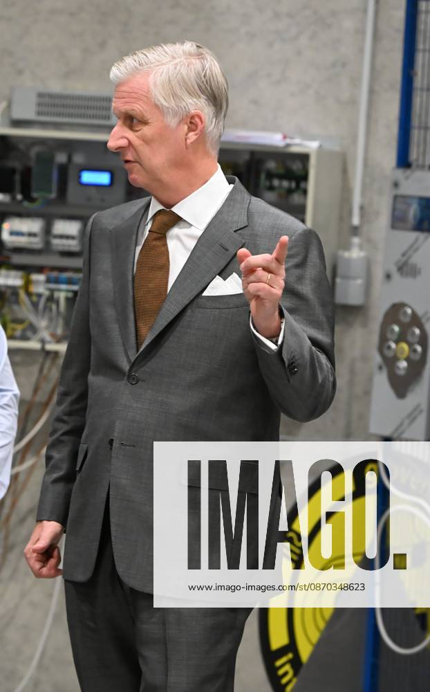 The King Visits Technicity Brussels ANDERLECHT, BELGIUM - OCTOBER 22 : King Philippe visits Technicity.brussels, the training and employment hub for the technology industry, in Anderlecht. Technicity.brussels was established through a public-private partnership and is aimed at job seekers, employees seeking retraining or further education, and students and teachers from secondary schools and colleges. The organization offers hands-on technical training and actively assists participants in finding a job. Companies can turn to it for continuing education for their staff or to rent modern technical infrastructure. During his visit, the King toured four training workshopselevator technology; HVAC and refrigeration technology; welding; and ele