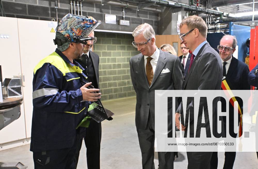 The King Visits Technicity Brussels ANDERLECHT, BELGIUM - OCTOBER 22 : King Philippe visits Technicity.brussels, the training and employment hub for the technology industry, in Anderlecht. Technicity.brussels was established through a public-private partnership and is aimed at job seekers, employees seeking retraining or further education, and students and teachers from secondary schools and colleges. The organization offers hands-on technical training and actively assists participants in finding a job. Companies can turn to it for continuing education for their staff or to rent modern technical infrastructure. During his visit, the King toured four training workshopselevator technology; HVAC and refrigeration technology; welding; and ele