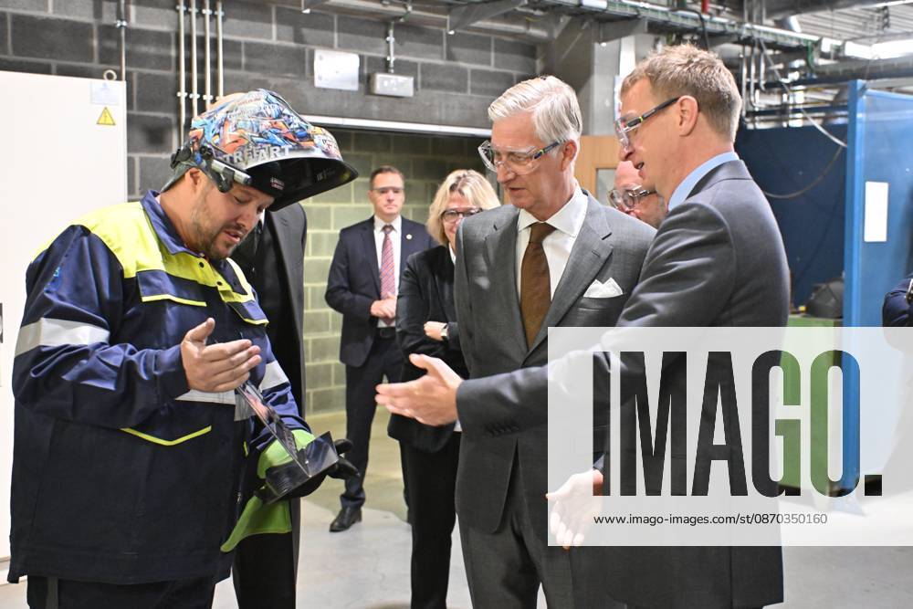 The King Visits Technicity Brussels ANDERLECHT, BELGIUM - OCTOBER 22 : King Philippe visits Technicity.brussels, the training and employment hub for the technology industry, in Anderlecht. Technicity.brussels was established through a public-private partnership and is aimed at job seekers, employees seeking retraining or further education, and students and teachers from secondary schools and colleges. The organization offers hands-on technical training and actively assists participants in finding a job. Companies can turn to it for continuing education for their staff or to rent modern technical infrastructure. During his visit, the King toured four training workshopselevator technology; HVAC and refrigeration technology; welding; and ele