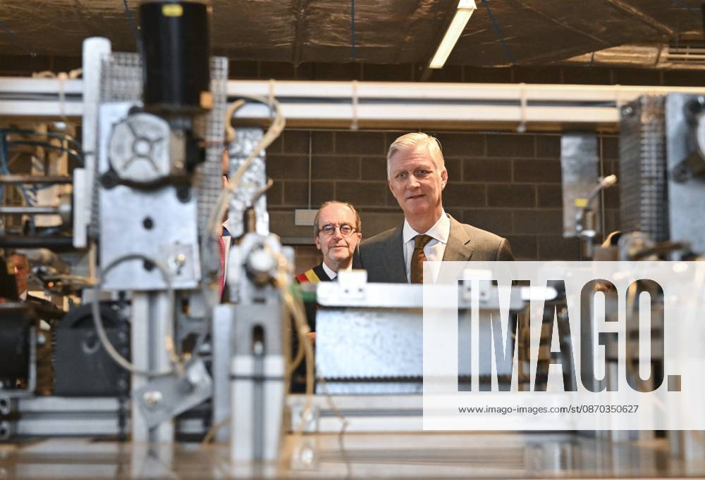 The King Visits Technicity Brussels ANDERLECHT, BELGIUM - OCTOBER 22 : King Philippe visits Technicity.brussels, the training and employment hub for the technology industry, in Anderlecht. Technicity.brussels was established through a public-private partnership and is aimed at job seekers, employees seeking retraining or further education, and students and teachers from secondary schools and colleges. The organization offers hands-on technical training and actively assists participants in finding a job. Companies can turn to it for continuing education for their staff or to rent modern technical infrastructure. During his visit, the King toured four training workshopselevator technology; HVAC and refrigeration technology; welding; and ele