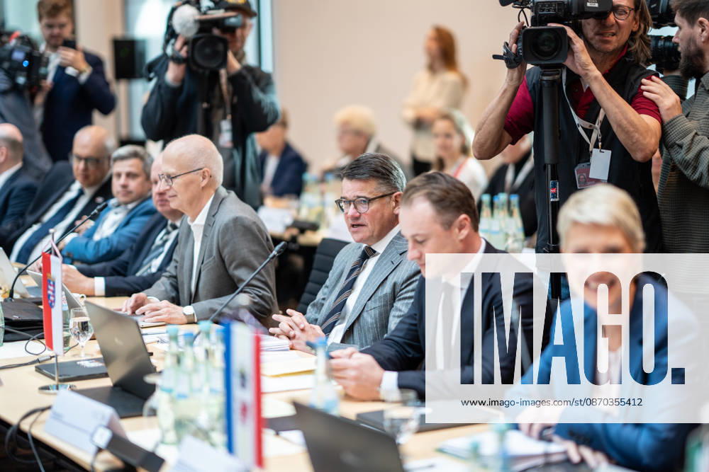 Kickoff: Start of the MPK with Boris Rhein, Minister-President of Hesse, along with Peter Tschentscher and Manuela Schwesig; Conference of State Leaders; Minister-Presidents Conference (MPK) in Berlin, Berlin, Germany; Bundesrat Building