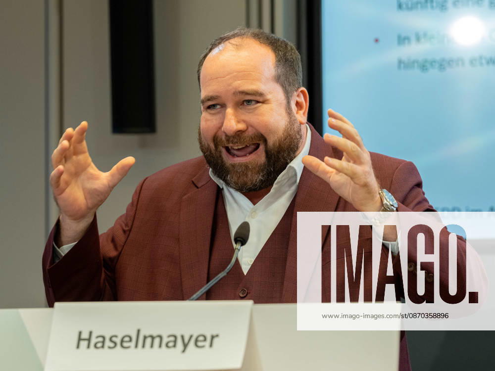 Presentation at the BMLUK by IFDD Managing Director Haselmayer on October 22, 2026, during the presentation of a study on quality of life in municipalities and prospects for vibrant regions at the Federal Ministry of Agriculture and Forestry, Climate and Environmental Protection, Regions, and Water Management in Vienna, Vienna, Austria
