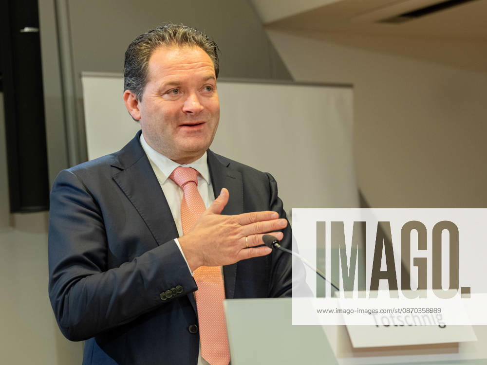 Presentation at the BMLUK (Federal Ministry of Agriculture and Forestry), Climate and Environmental Protection, Regions and Water Management Norbert Totschnig (ÖVP) on October 22, 2026, during the presentation of a study on quality of life in municipalities and prospects for vibrant regions at the Fe