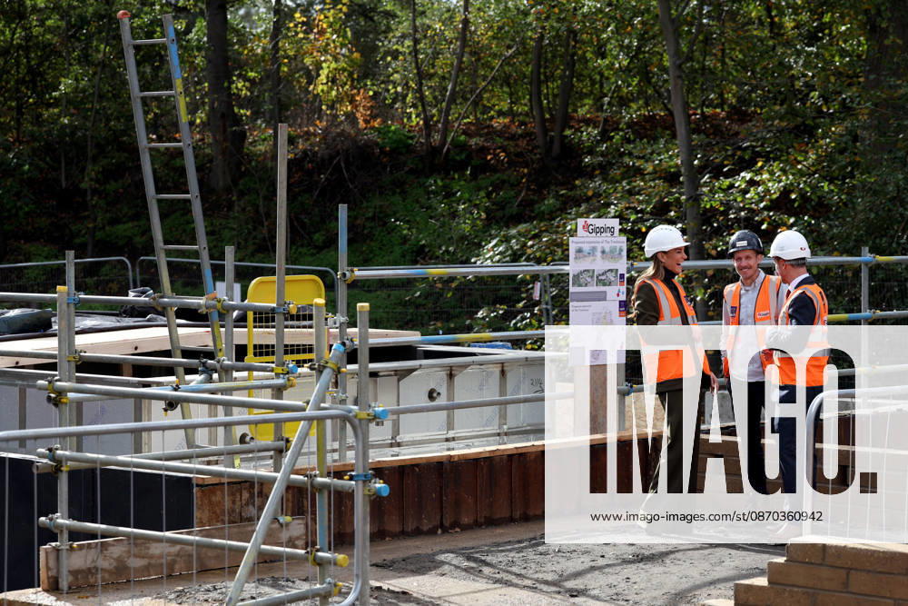 Britain s Kate, Princess of Wales visits Ipswich Britain s Kate, Princess of Wales views construction work at The Treehouse children s hospice during a visit to learn about the care and support provided by East Anglia s Children s Hospices (EACH), in Ipswich, Britain, October 22, 2026., Credit:Avalon.red PA ROTA - B68 Avalon UNITED KINGDOM, Ipswich