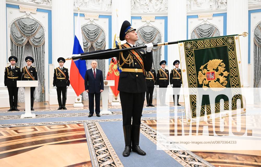 Russia Putin Federal Customs Service 9270443 22.10.2026 Russian President Vladimir Putin attends a ceremony to present a banner to the Federal Customs Service at the Kremlin in Moscow, Russia. Pelagiya Tikhonova Sputnik Moscow Russia
