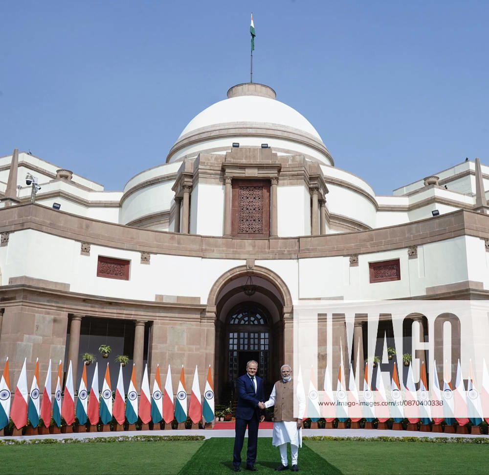 Poland PM Donald Tusk in India New Delhi, Oct 22 (ANI): Prime Minister Narendra Modi shakes hands with his Polish counterpart, Donald Tusk, at Hyderabad House, in New Delhi on Thursday. (@MEAIndia X ANI Photo) NEW DELHI Delhi India