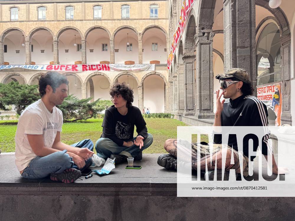 NAPLES, ITALY OCTOBER 22, 2026: Students of the Collettivo autorganizzato universitario (CAU, the Self-Organised University Collective), together with Ecologia Politica Napoli (Ecopol), are occupying the Porta di Massa site of the University of Naples Federico II, which they took over on October 21. Francesco, a spokesperson for the collective, said: We are occupying our site against high rents, against the cost of living and for a right to study that is truly possible for everyone. A banner at the entrance presents the occupation as a step towards the October 30 general strike. The occupation came as the university announced that, from October 22 and until further notice, ordinary teaching would mov - ZUMAq101 20261022_zna_q101_109
