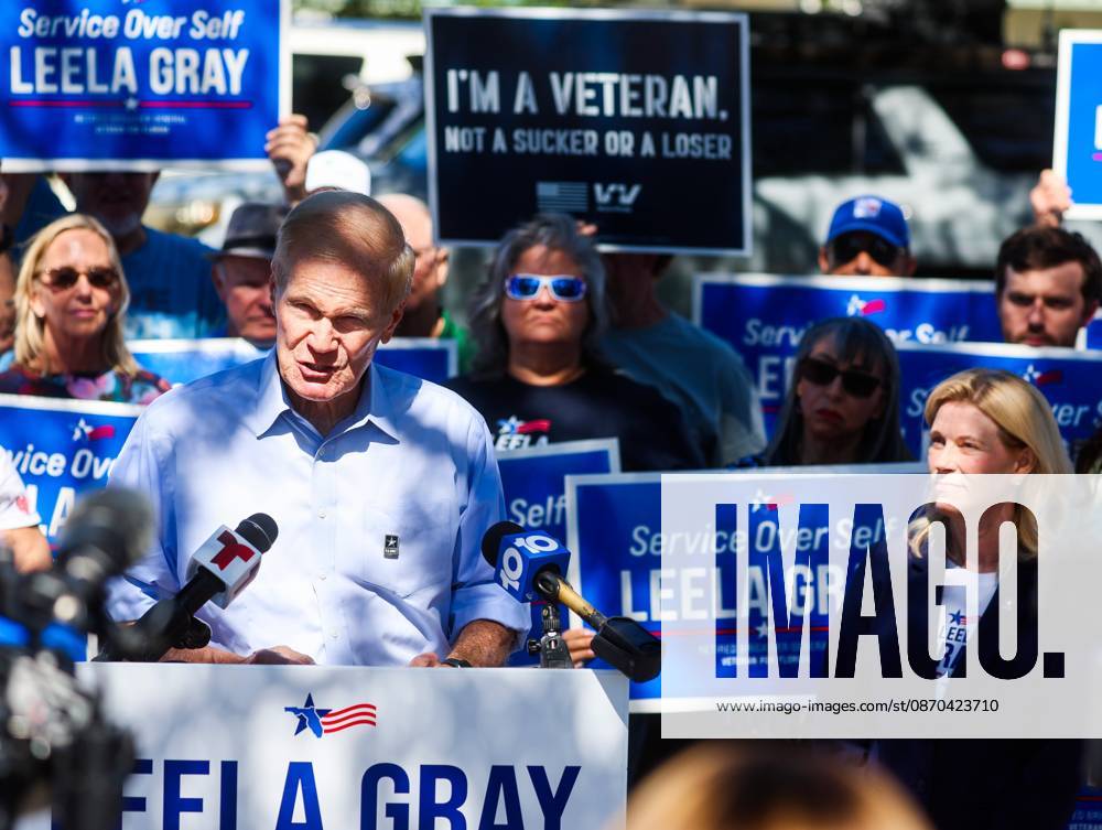 Former Sen. Bill Nelson, left, addresses supporters along with Leela Gray, democratic candidate for the U.S. House of Representatives, before Gray drops off her election ballot at the Barbara S. Ponce Public Library, 7770 52nd St N, on Thursday, Oct. 22, 2026 in Pinellas Park. Gray is hoping to unseat GOP Rep. Anna Paulina Luna in Floridas Congressional District. Pinellas Park USA - ZUMAs70_ 20261022_zan_s70_018