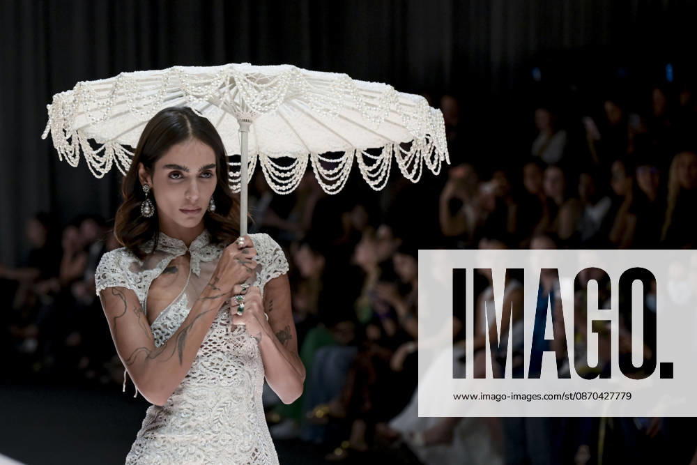Dubai Fashion Week 2026 DUBAI, UNITED ARAB EMIRATES - OCTOBER 22: Models present a collection prepared in collaboration between Indian designer Kresha Bajaj and jewellery brand Alok Lodha Jewels during Dubai Fashion Week 2026 in Dubai, United Arab Emirates on October 22, 2026. Hassan al Raisi Anadolu Dubai United Arab Emirates. Editorial use only. Please get in touch for any other usage.