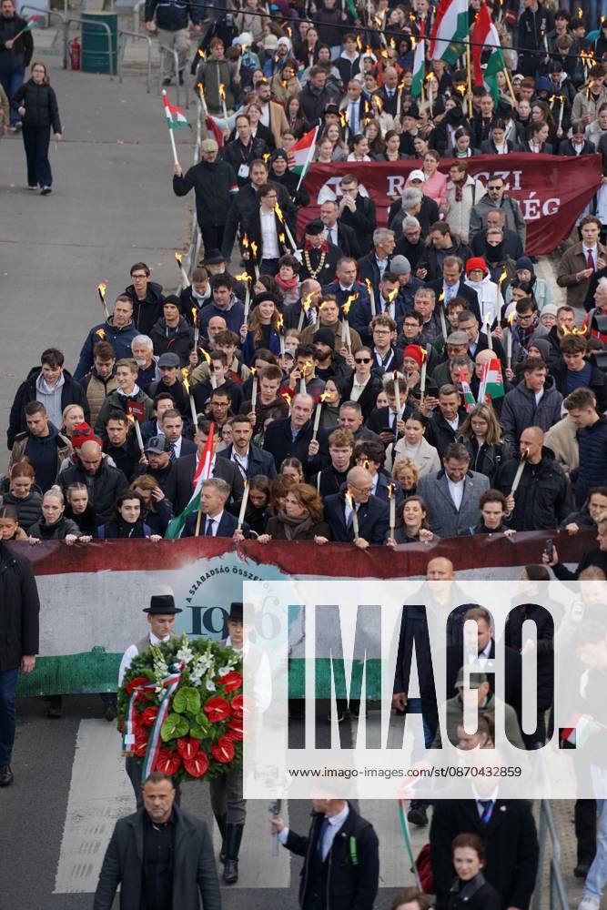 March of the Hungarian Prime Minister s party (Tisza Party) on the eve of the October 23 national holiday, commemorating the 70th anniversary of the 1956 Hungarian Revolution. October 23, 2026, marks the historic 70th anniversary of the 1956 Hungarian Revolution, a nationwide uprising against Soviet occupation and oppressive communist rule. This landmark anniversary is being observed through massive, solemn, and highly modernized nationwide commemorations across Hungary. Budapest Hungary - ZUMAp159 20261022_int_p159_501