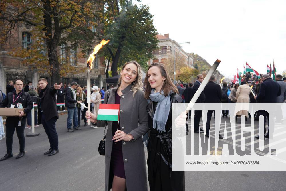 March of the Hungarian Prime Minister s party (Tisza Party) on the eve of the October 23 national holiday, commemorating the 70th anniversary of the 1956 Hungarian Revolution. October 23, 2026, marks the historic 70th anniversary of the 1956 Hungarian Revolution, a nationwide uprising against Soviet occupation and oppressive communist rule. This landmark anniversary is being observed through massive, solemn, and highly modernized nationwide commemorations across Hungary. Budapest Hungary - ZUMAp159 20261022_int_p159_508
