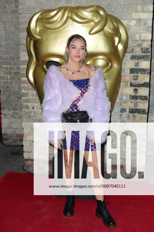 Bella Penfold attends the BAFTA Childrens Awards 2018 at The Roundhouse in London. NOVEMBER 25th 2018 GBHx184382