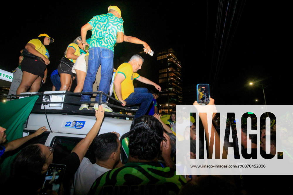 MACEIó, AL - 22.10.2026: ALFREDO GASPAR NO BLOCO DO 22 EM MACEIó - Vice-presidential candidate Alfredo Gaspar (PL) participated on Thursday night (22) in the 22 block in Maceió which drew a crowd to the beaches of Jatiúca and Ponta Verde x3037040x GUIDOxJR.