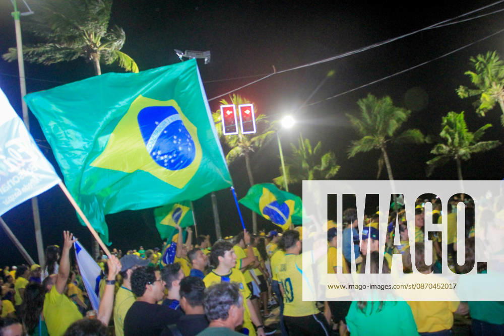 MACEIó, AL - 22.10.2026: ALFREDO GASPAR NO BLOCO DO 22 EM MACEIó - Vice-presidential candidate Alfredo Gaspar (PL) participated on Thursday night (22) in the 22 block in Maceió which drew a crowd to the beaches of Jatiúca and Ponta Verde x3037044x GUIDOxJR.