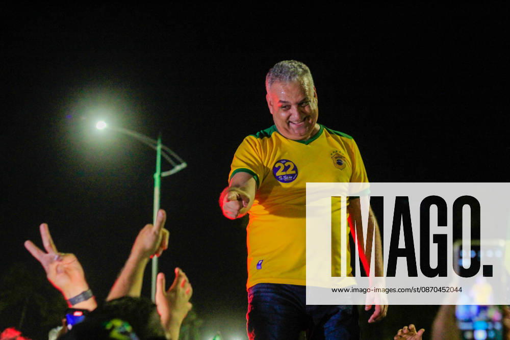 MACEIó, AL - 22.10.2026: ALFREDO GASPAR NO BLOCO DO 22 EM MACEIó - Vice-presidential candidate Alfredo Gaspar (PL) participated on Thursday night (22) in the 22 block in Maceió which drew a crowd to the beaches of Jatiúca and Ponta Verde x3037057x GUIDOxJR.