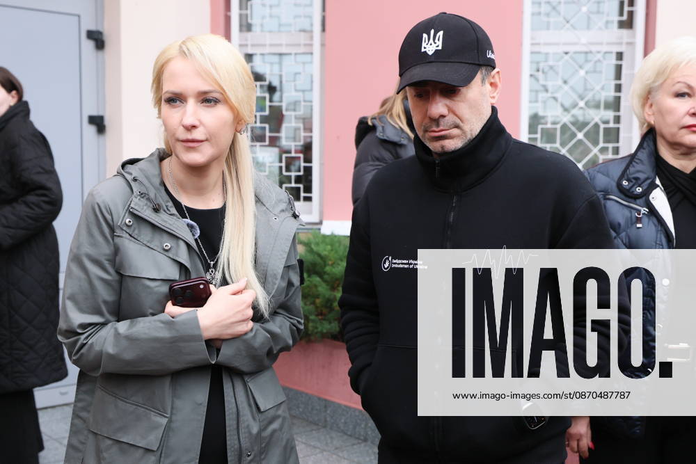 BELARUS, GOMEL REGION - OCTOBER 23, 2026: Russia s Human Rights Commissioner Yana Lantratova (L) and Ukraine s Human Rights Commissioner Dmytro Lubinets meet during a Russian-Ukrainian exchange of prisoners-of-war at the Novaya Guta border crossing. Alexander Shcherbak TASS 99803293