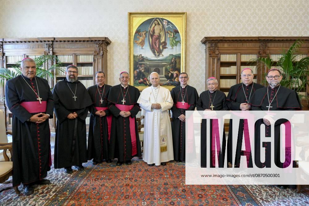 ITALY- REL VATICAN -POPE LEO XVI DURING A PRIVATE AUDIENCE WITH BISHOPS OF PANAMA ON PRIVATE VISIT AS PART OF THEIR AD LIMINA APOSTOLORUM October 23, 2026 ITALY REL - Vatican, October 23, 2026 Pope Leo XIV receives the bishops of Panama on a private visit as part of their Ad Limina Apostolorum visit - NO BOOKS