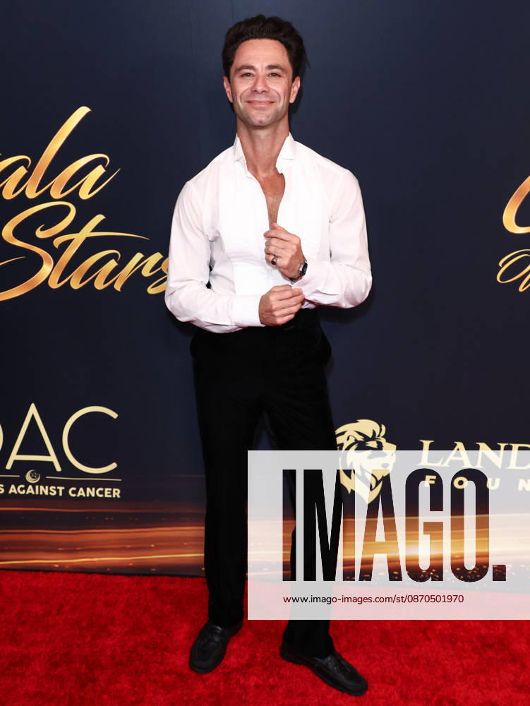 Dancers Against Cancer s Gala Of The Stars 2026 BEVERLY HILLS, LOS ANGELES, CALIFORNIA, USA - OCTOBER 22: Sasha Farber arrives at Dancers Against Cancer s Gala Of The Stars 2026 held at The Beverly Hilton Hotel on October 22, 2026 in Beverly Hills, Los Angeles, California, United States. Beverly Hills The Beverly Hilton Hotel California United States