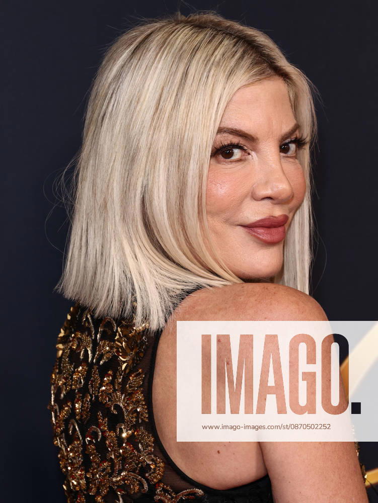 Dancers Against Cancer s Gala Of The Stars 2026 BEVERLY HILLS, LOS ANGELES, CALIFORNIA, USA - OCTOBER 22: Tori Spelling arrives at Dancers Against Cancer s Gala Of The Stars 2026 held at The Beverly Hilton Hotel on October 22, 2026 in Beverly Hills, Los Angeles, California, United States. Beverly Hills The Beverly Hilton Hotel California United States