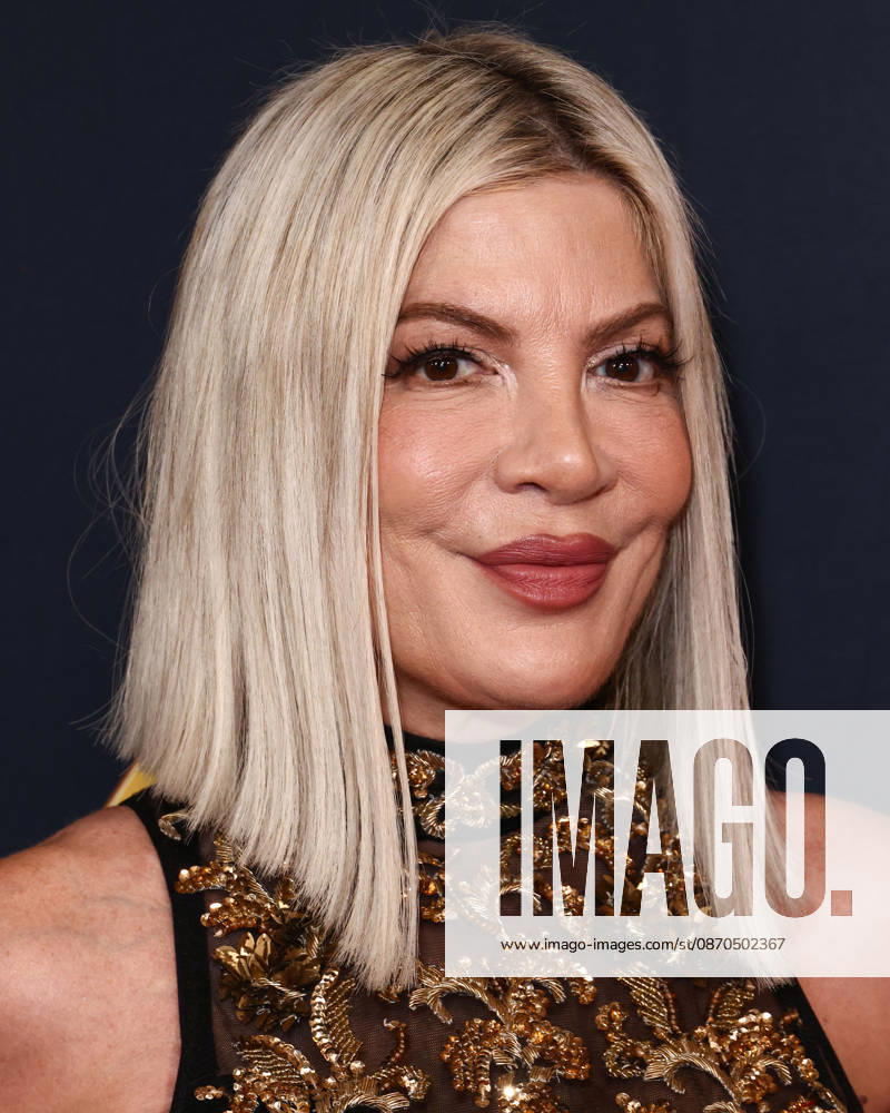 Dancers Against Cancer s Gala Of The Stars 2026 BEVERLY HILLS, LOS ANGELES, CALIFORNIA, USA - OCTOBER 22: Tori Spelling arrives at Dancers Against Cancer s Gala Of The Stars 2026 held at The Beverly Hilton Hotel on October 22, 2026 in Beverly Hills, Los Angeles, California, United States. Beverly Hills The Beverly Hilton Hotel California United States