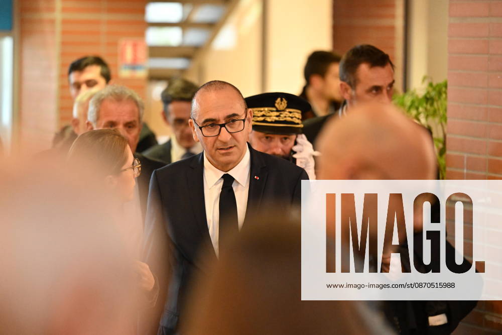 Deadly drive-by shooting attack in Paris suburb of Trappes TRAPPES, FRANCE - OCTOBER 23: France s Interior Minister Laurent Nunez arrives as he speaks to the press members following a shooting killing at least one person and injuring four others according to police sources, in Trappes, Paris suburb, France on October 23, 2026. Mustafa Yalcin Anadolu Trappes France. Editorial use only. Please get in touch for any other usage.